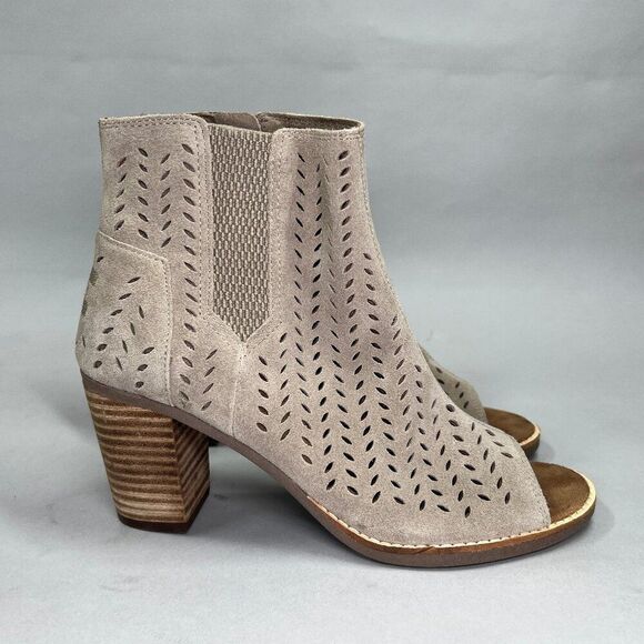 Toms Women's Size 8 Majorca Peep Toe Taupe Suede Perforated Ankle Boots - Picture 1 of 12
